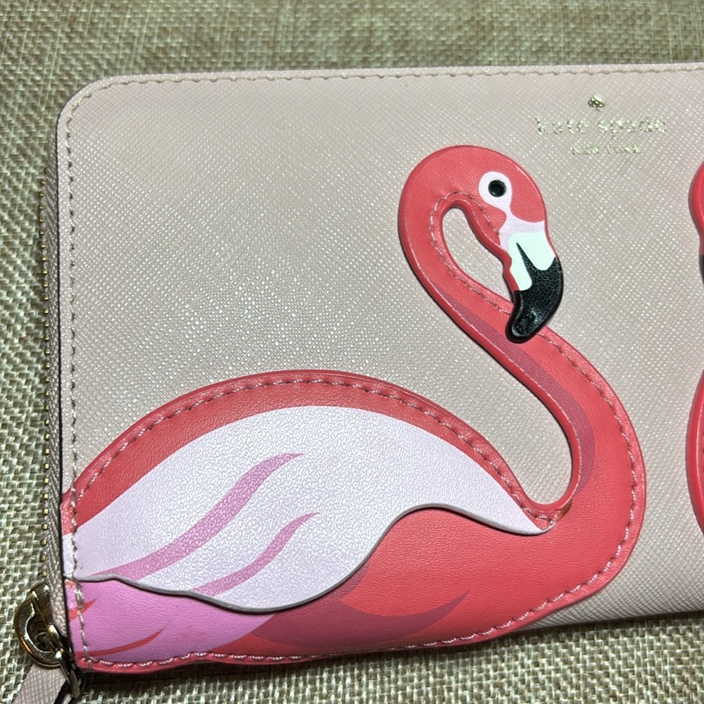 kate spade New York Pink Flamingos By The Pool Lacey Wallet 7.5”Lx4”Hx1.25”W - Picture 16 of 17